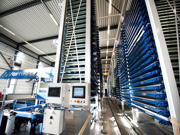 鋼板儲存室.jpg 鋼板儲存室.jpg